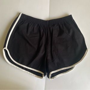 NEW! Heart & Hips Pull On Shorts M